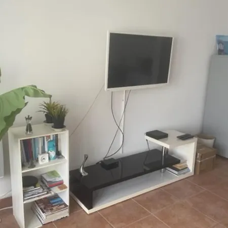 Apartment Studio Facing The Sea In Juan Les Pins *